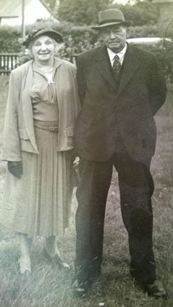 Henry G Hayter & Wife Edith
